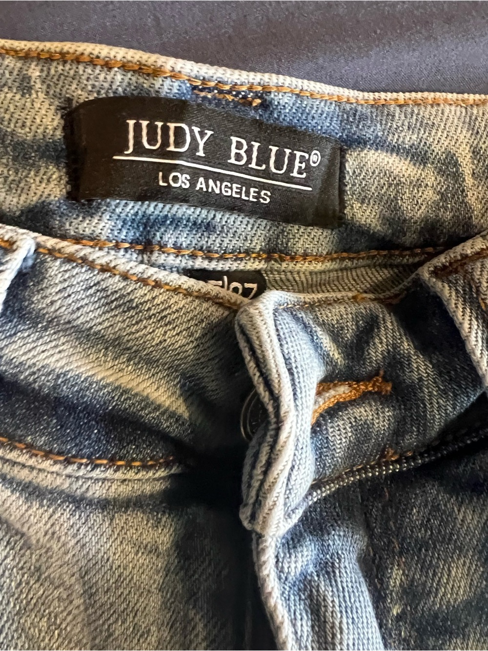Judy Blue Medium-Light Blue Stretch Denim Jeans with Contrast Stitching